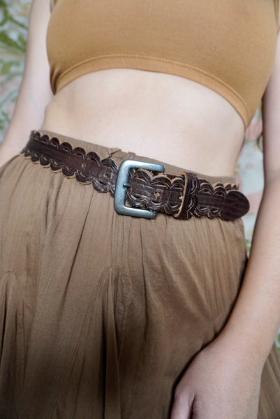 Scallop Leather Belt, S-M