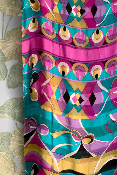 Mod Patterned Scarf