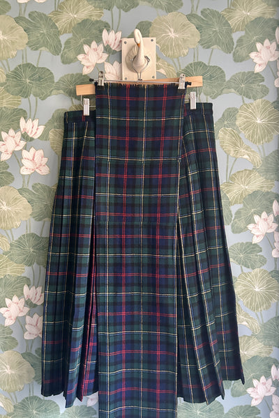 Classic Plaid Pleated Skirt & Scarf Set, 36W